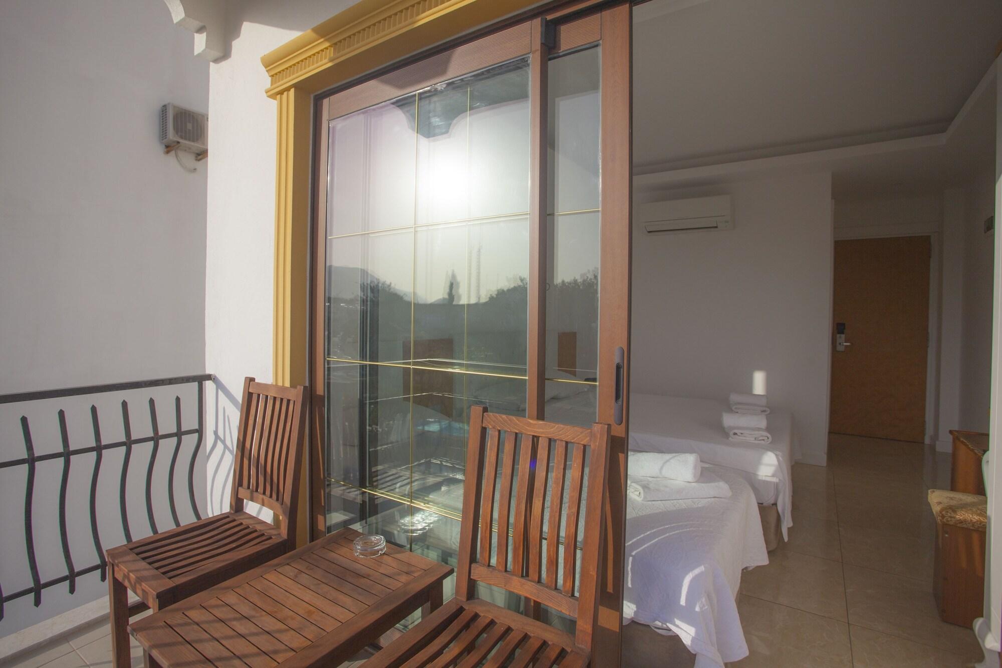 Hotel Ferah Kaş Exterior photo